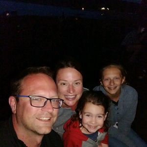 Meet your Posher, Abigail